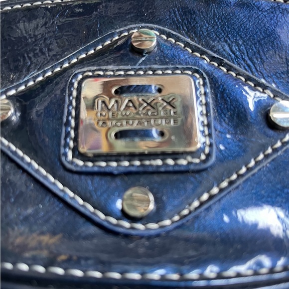 Maxx New York Signature handbags 👜 - Picture 2 of 16